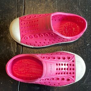 Pink Native Size 7 Slip-On Shoes